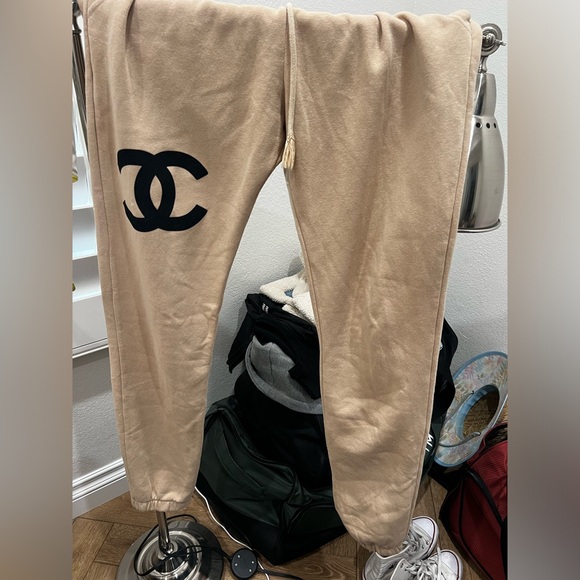 CC joggers set - Picture 2 of 6